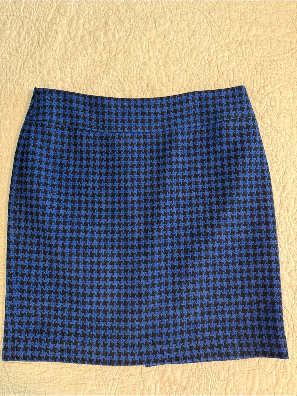 Ann Taylor Blue and Black Houndstooth Pencil Skirt
